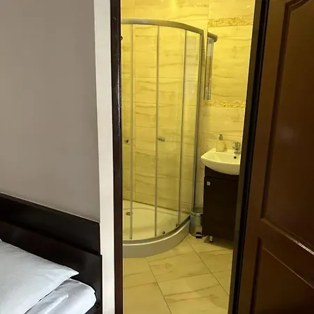 Uslugi Hotelowe A1 Quarto em Acomodações Particulares Łódź