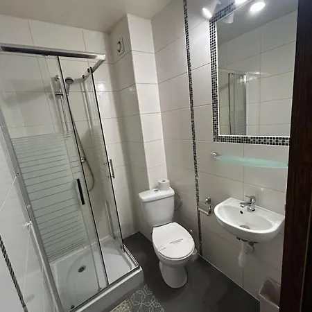 Uslugi Hotelowe A1 Quarto em Acomodações Particulares