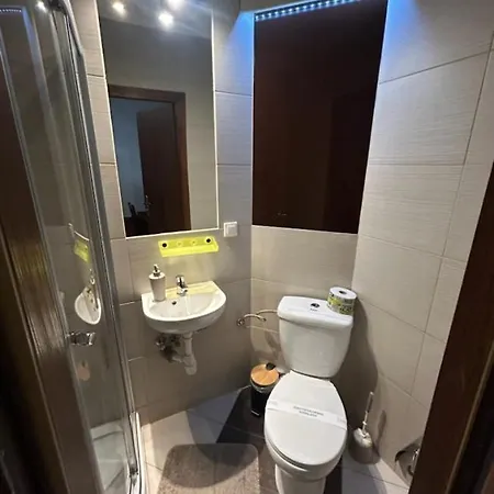 Uslugi Hotelowe A1 Homestay Lodz