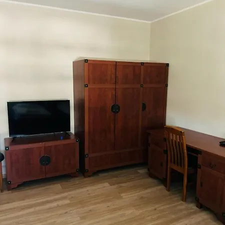 Homestay Uslugi Hotelowe A1 *