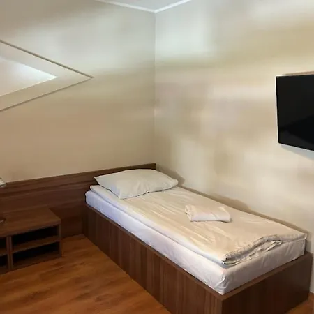 Uslugi Hotelowe A1 Homestay Lodz