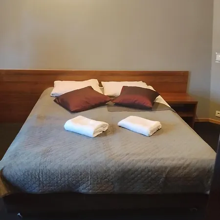 Uslugi Hotelowe A1 *