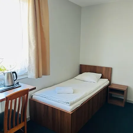Uslugi Hotelowe A1 Homestay *