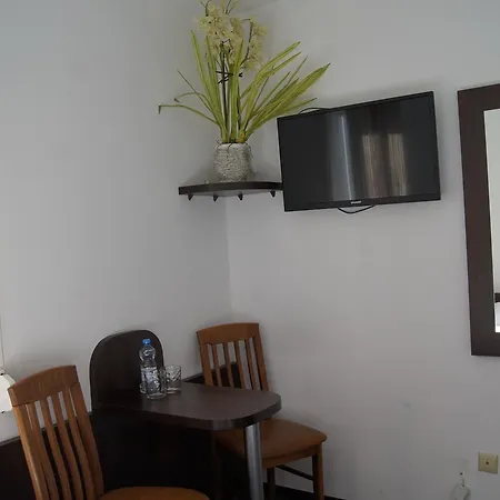 Uslugi Hotelowe A1 *