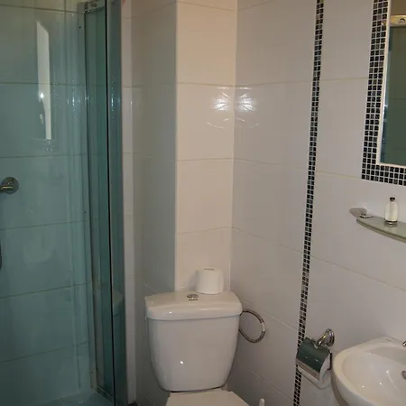 Habitación en casa particular Uslugi Hotelowe A1