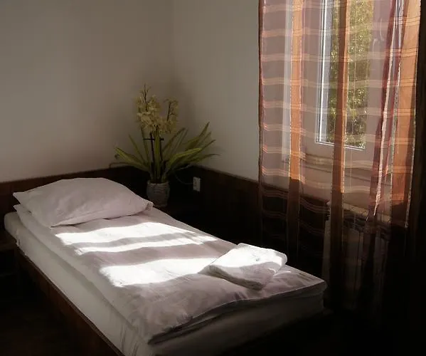 Quarto em Acomodações Particulares Uslugi Hotelowe A1