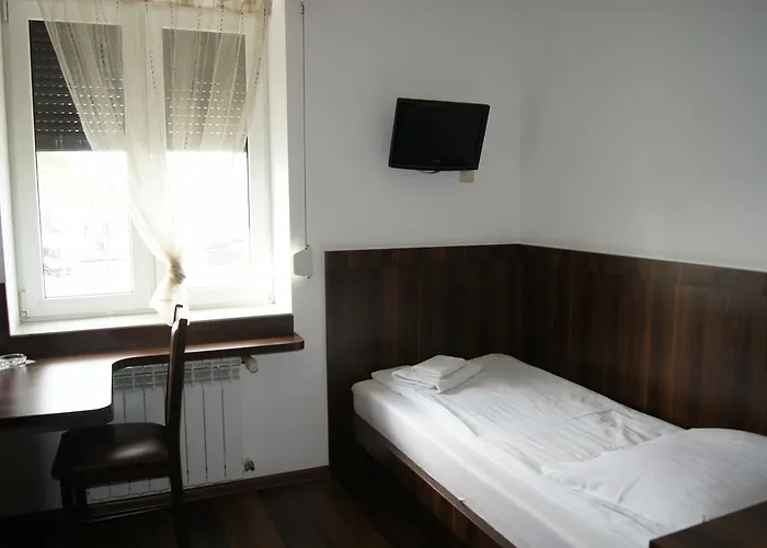 Quarto em Acomodações Particulares Uslugi Hotelowe A1 *